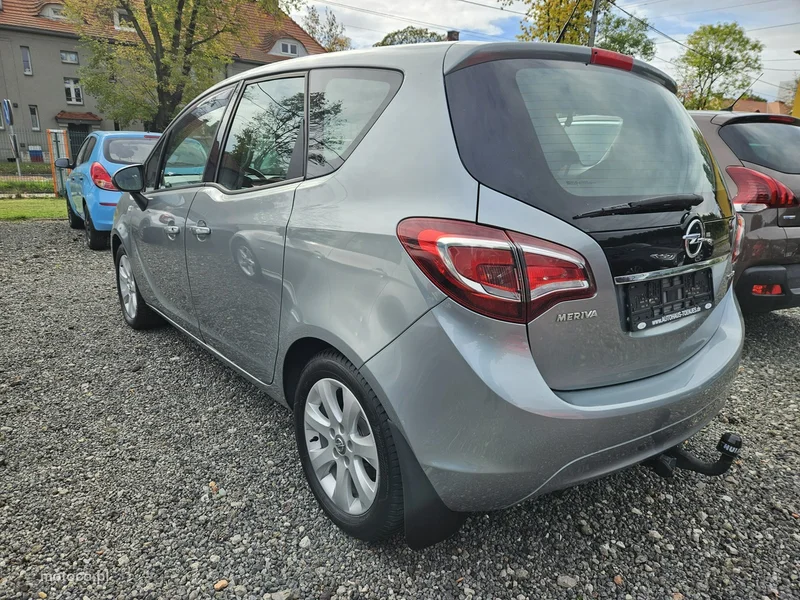 Opel Meriva B 5