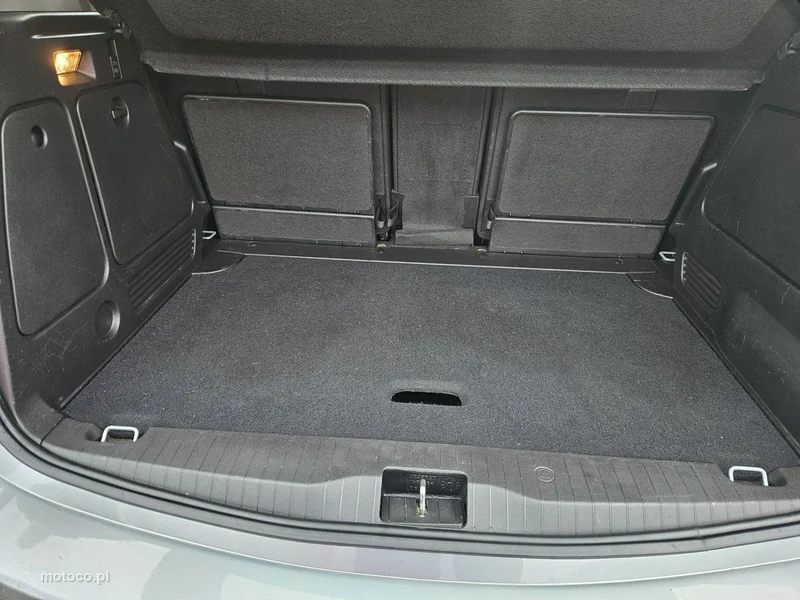 Opel Meriva B 10