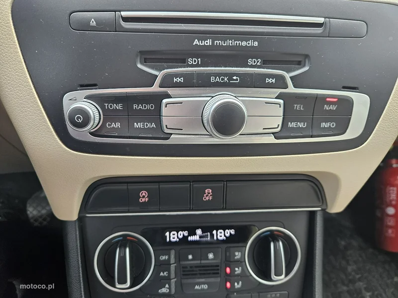 Audi Q3 8U 12