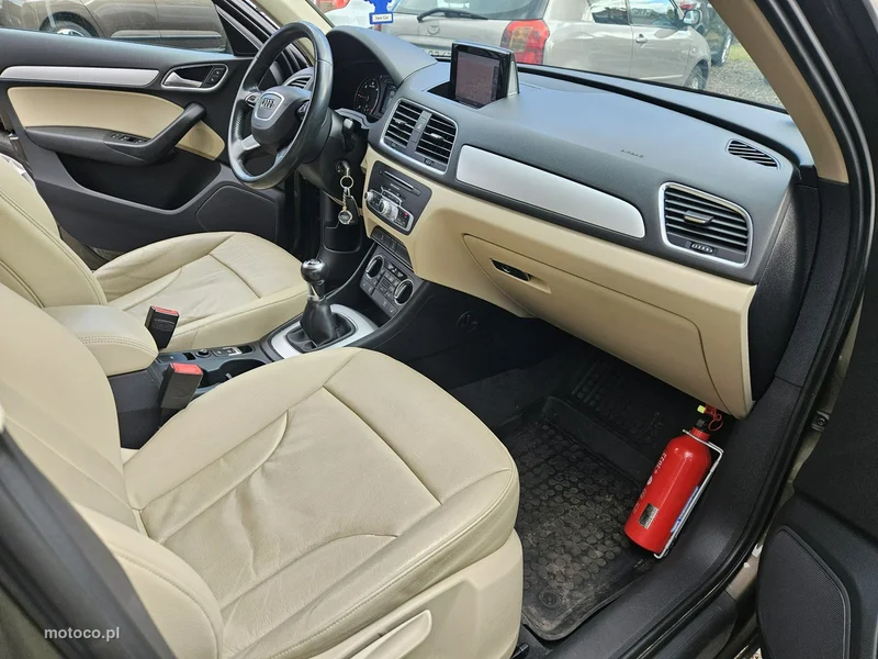 Audi Q3 8U 20