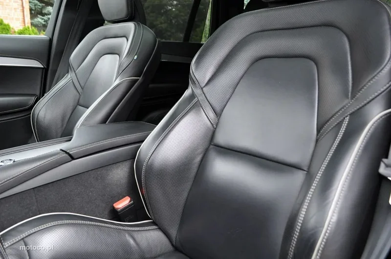 Volvo XC 90 19