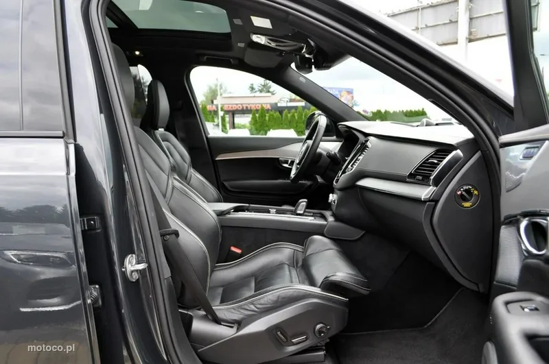 Volvo XC 90 38