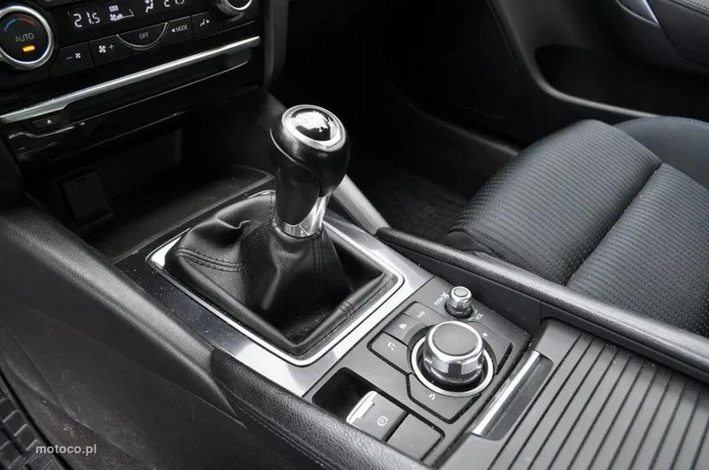 Mazda 6 16