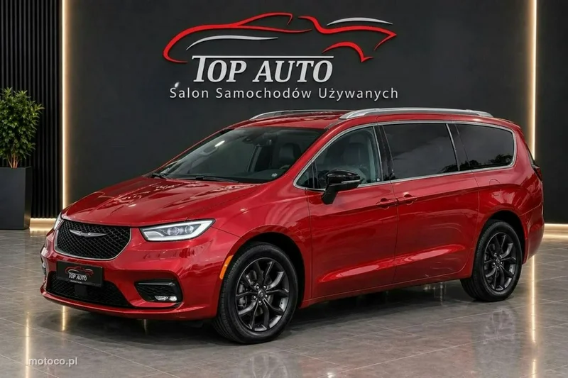 Chrysler Pacifica 2