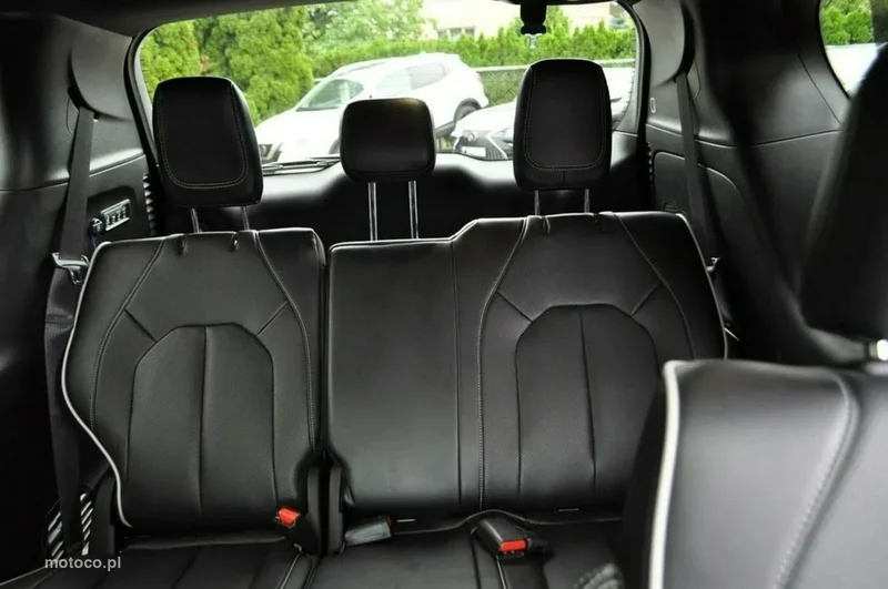 Chrysler Pacifica 22