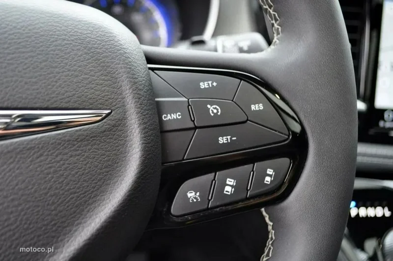 Chrysler Pacifica 31