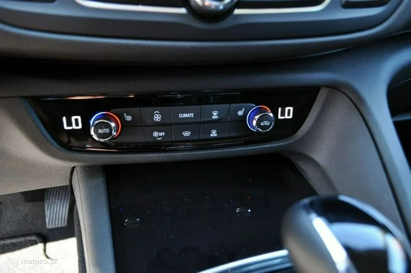 Opel Insignia B 19