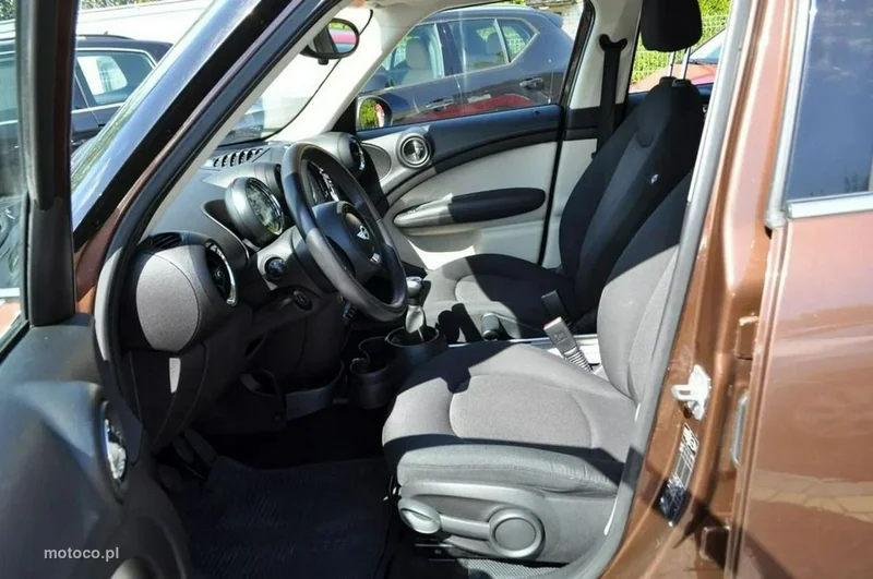 MINI Countryman 9