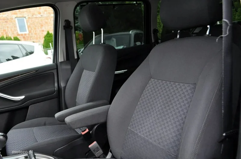 Ford Galaxy II 18