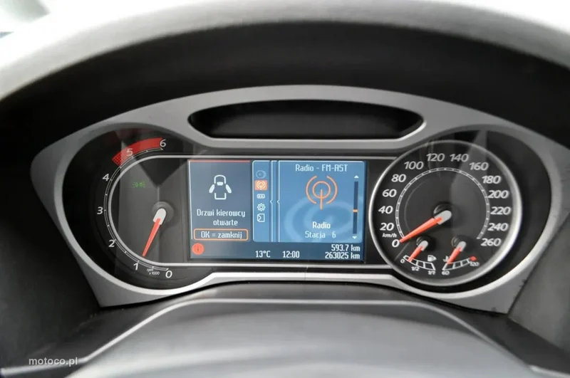 Ford Galaxy II 21