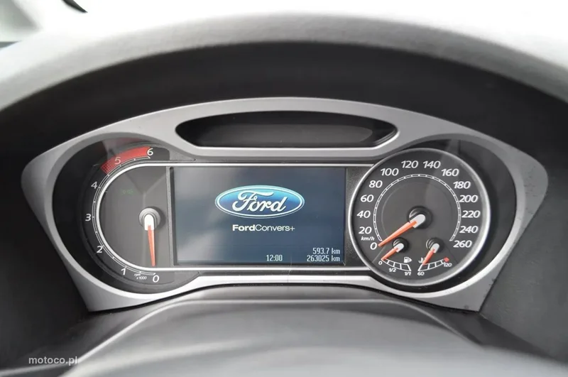 Ford Galaxy II 37