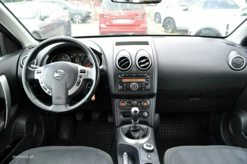 Nissan Qashqai 12