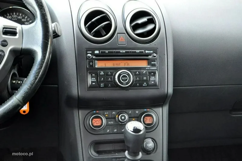 Nissan Qashqai 24