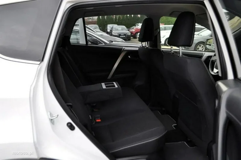 Toyota RAV 4 XA40 30