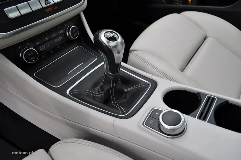 Mercedes-Benz Klasa A W176 A 180 16