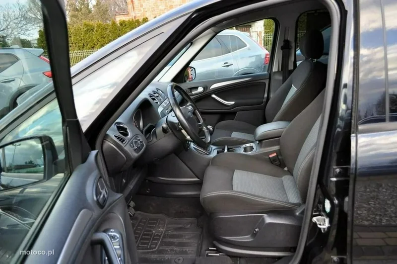 Ford S-Max I 12