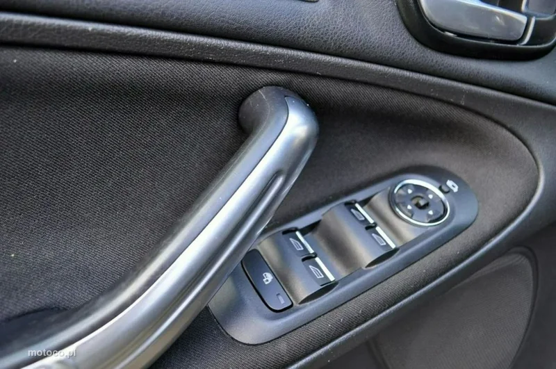 Ford S-Max I 14