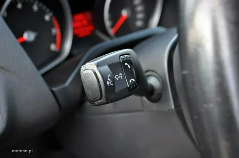 Ford S-Max I 18