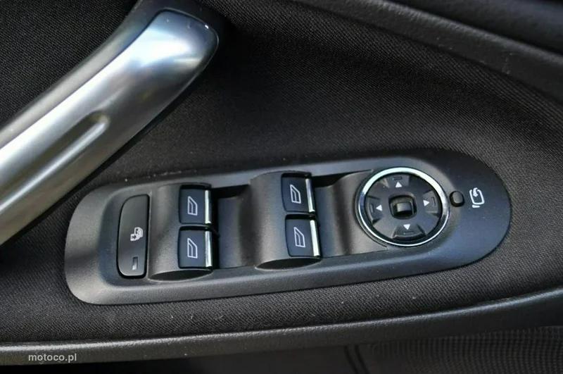Ford S-Max I 19