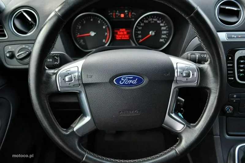 Ford S-Max I 25