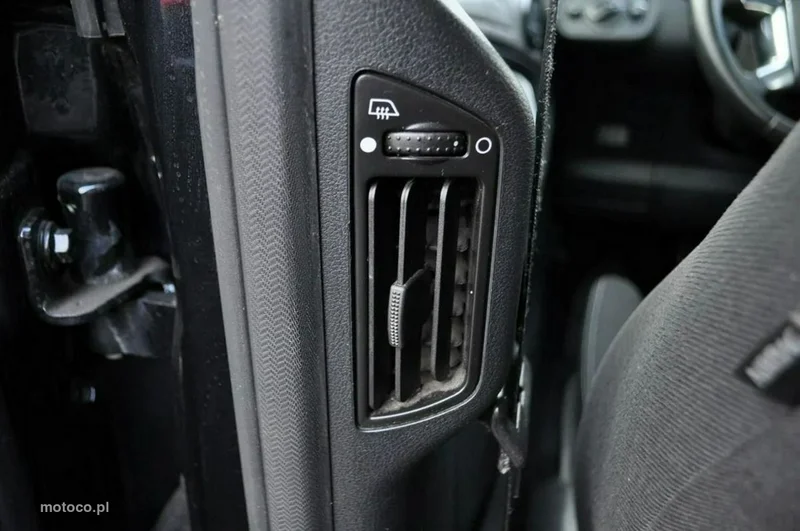 Ford S-Max I 26