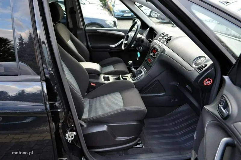 Ford S-Max I 30