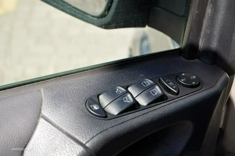 Mercedes-Benz Viano 14