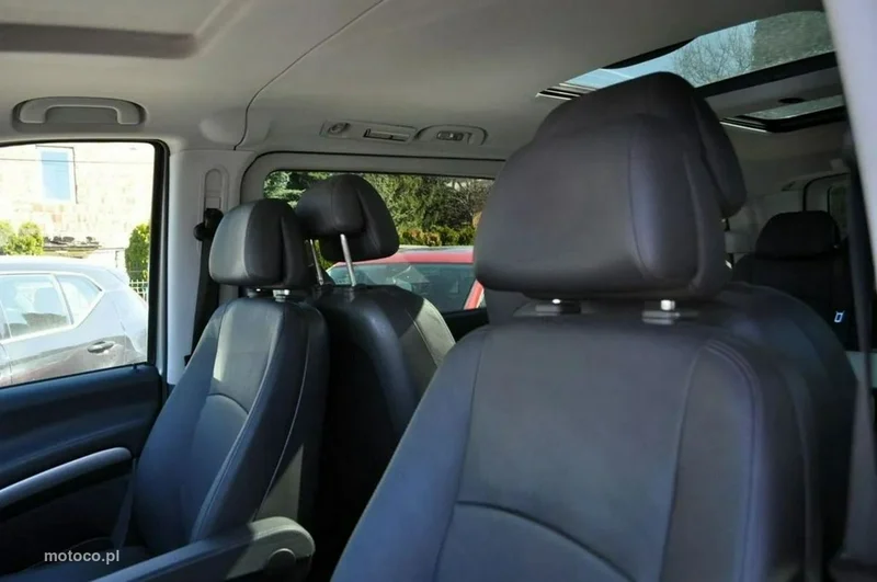 Mercedes-Benz Viano 16