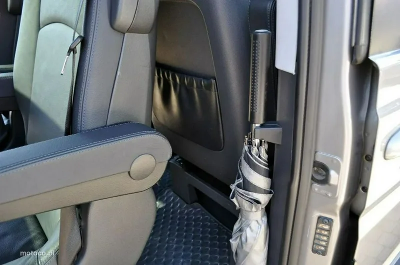 Mercedes-Benz Viano 28