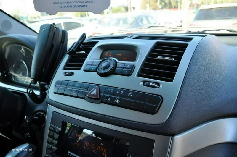 Mercedes-Benz Viano 32