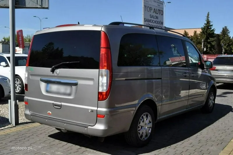 Mercedes-Benz Viano 9