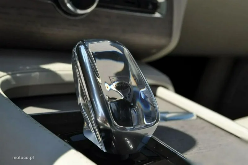 Volvo XC 90 18