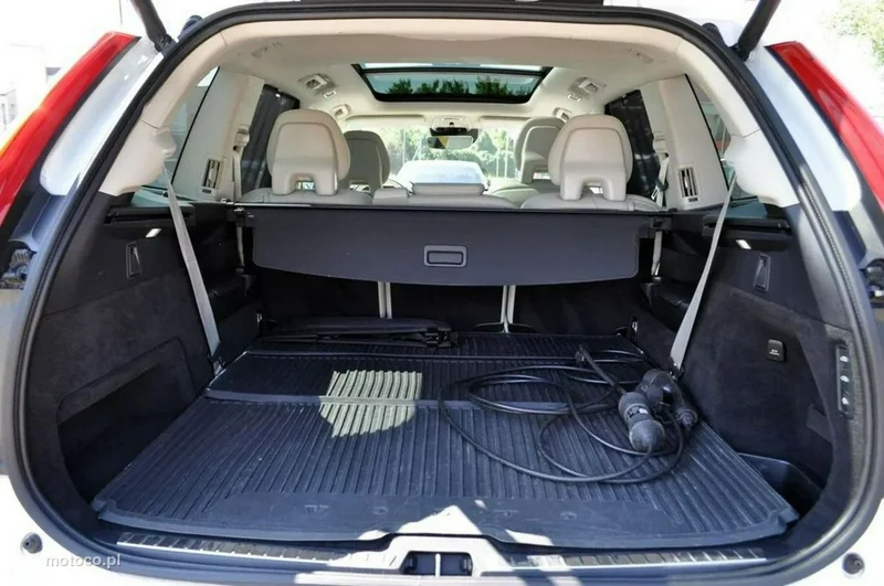 Volvo XC 90 28