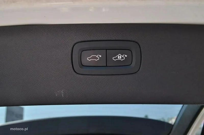 Volvo XC 90 31