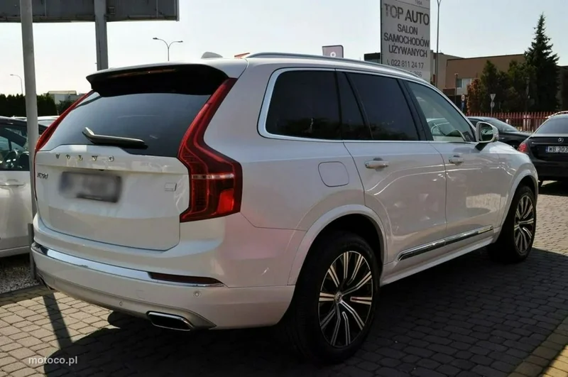 Volvo XC 90 8