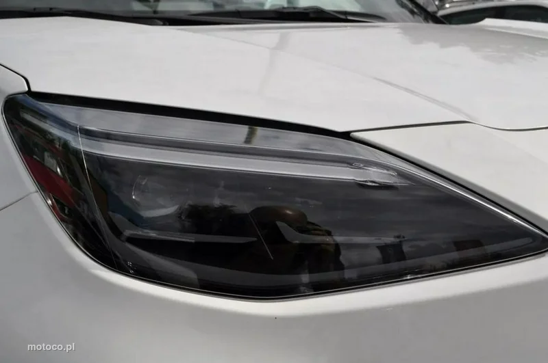 Toyota Yaris XP210 9
