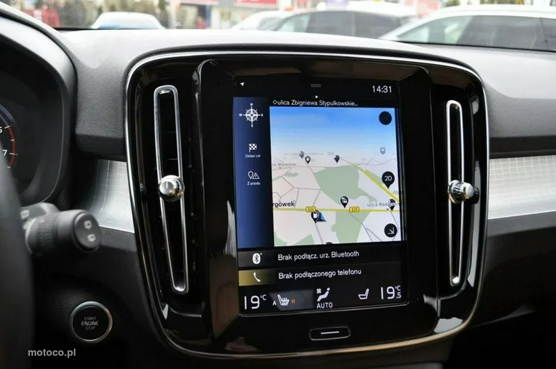 Volvo XC 40 18