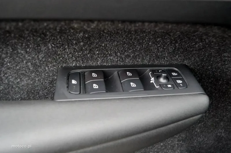 Volvo XC 40 27