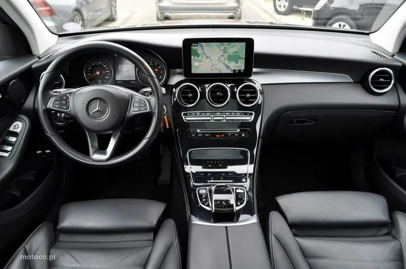 Mercedes-Benz GLC X253 350 23