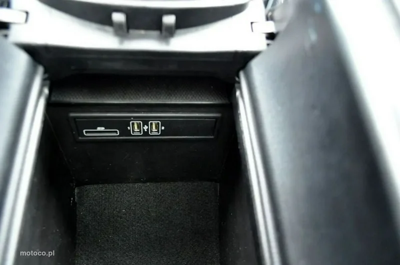 Mercedes-Benz GLC X253 350 38