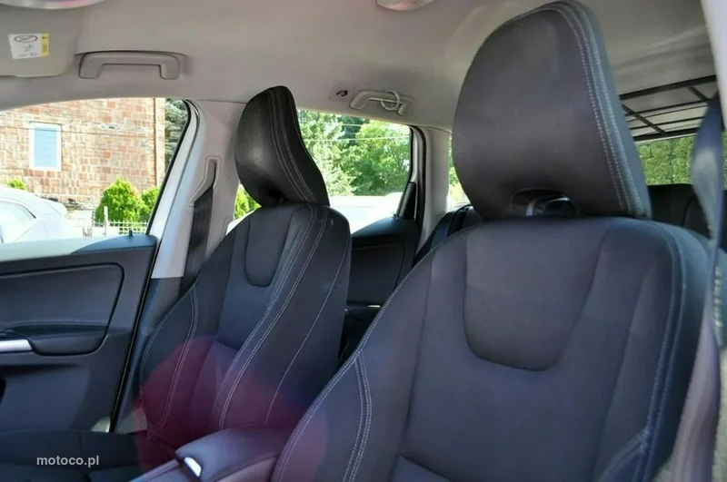 Volvo XC 60 12