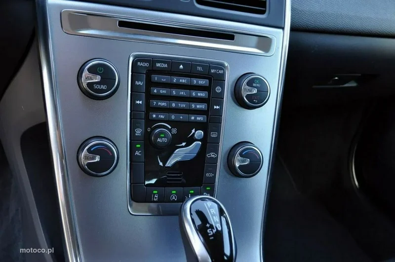 Volvo XC 60 14