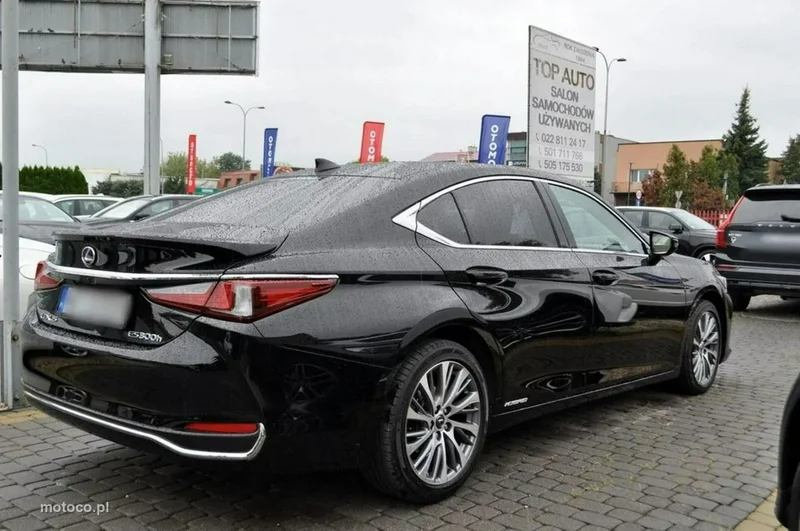 Lexus ES300 11