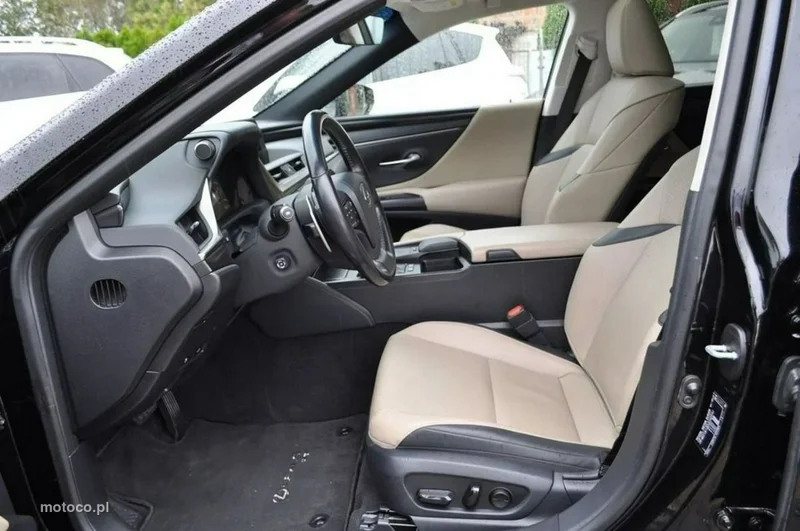Lexus ES300 17