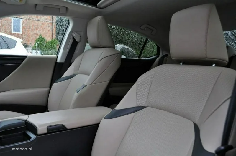 Lexus ES300 20