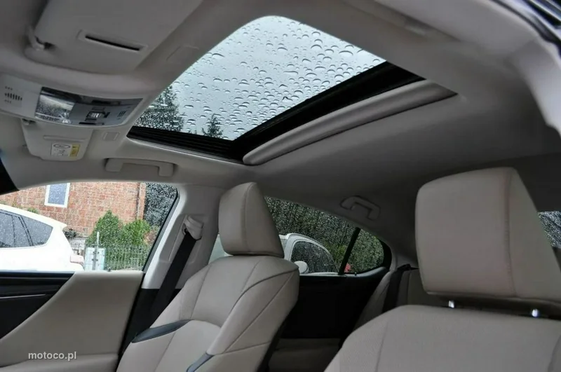 Lexus ES300 21