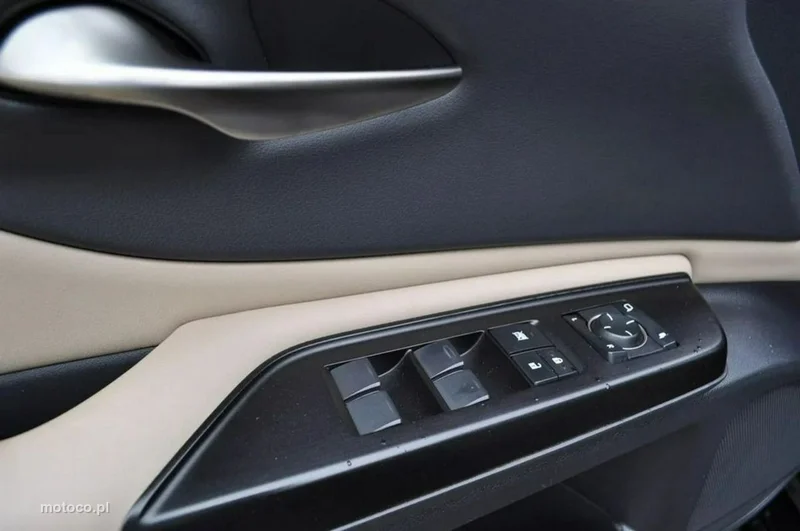 Lexus ES300 22