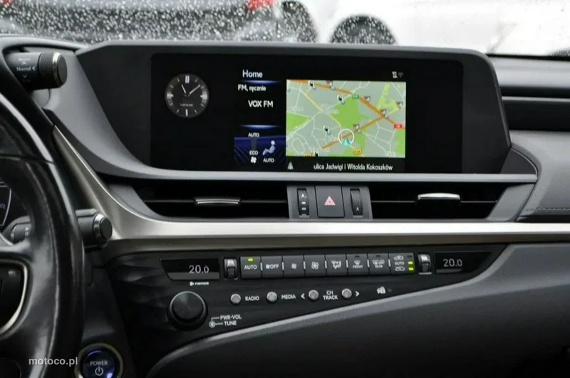 Lexus ES300 26