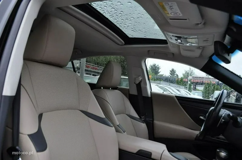 Lexus ES300 35