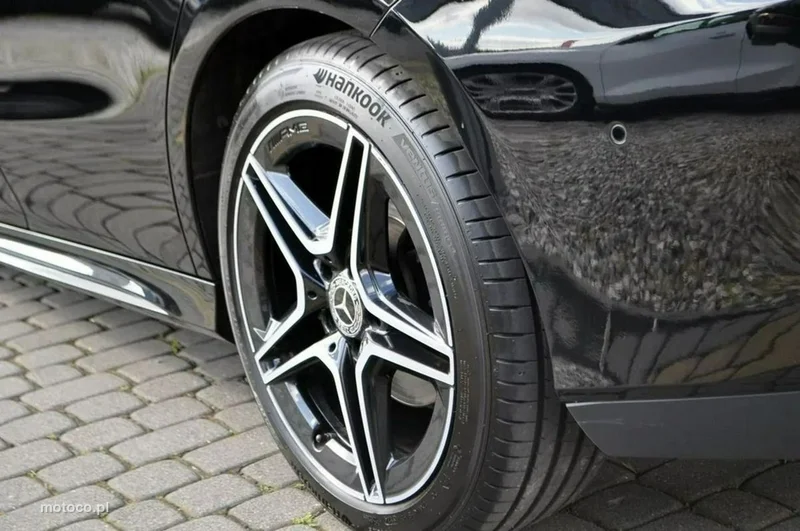 Mercedes-Benz CLA C118 200 11